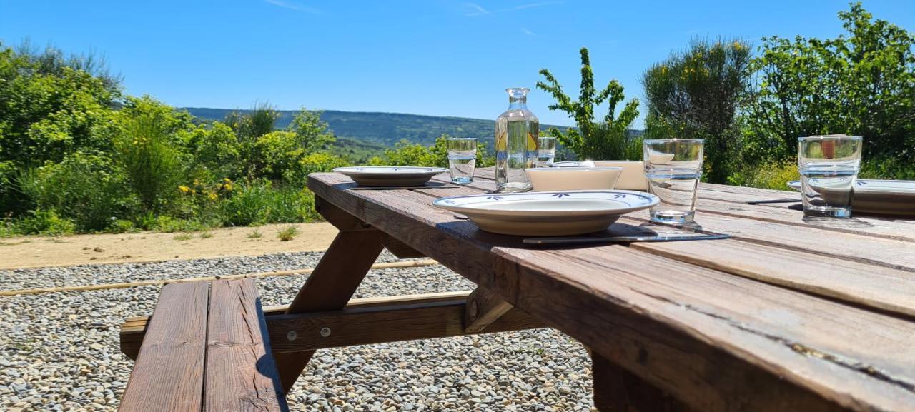 Hébergements insolites - Détente en Luberon Viens Exterior foto